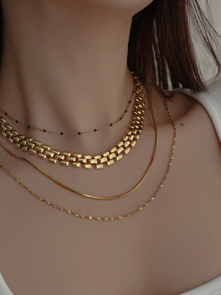 Priya Chocker Necklace