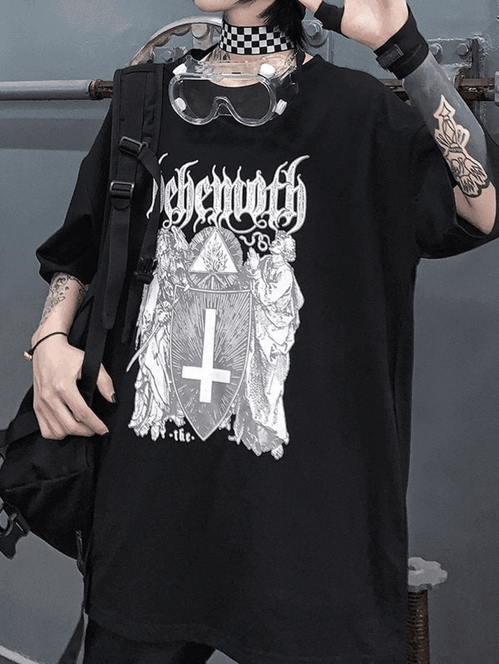 Men's Gothic Ancient Cross Graphic Tee - HouseofHalley