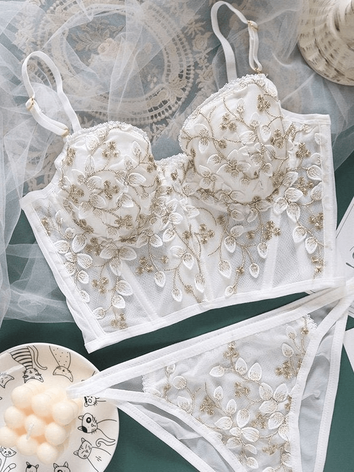 Vintage Lace Embroidery Bustier