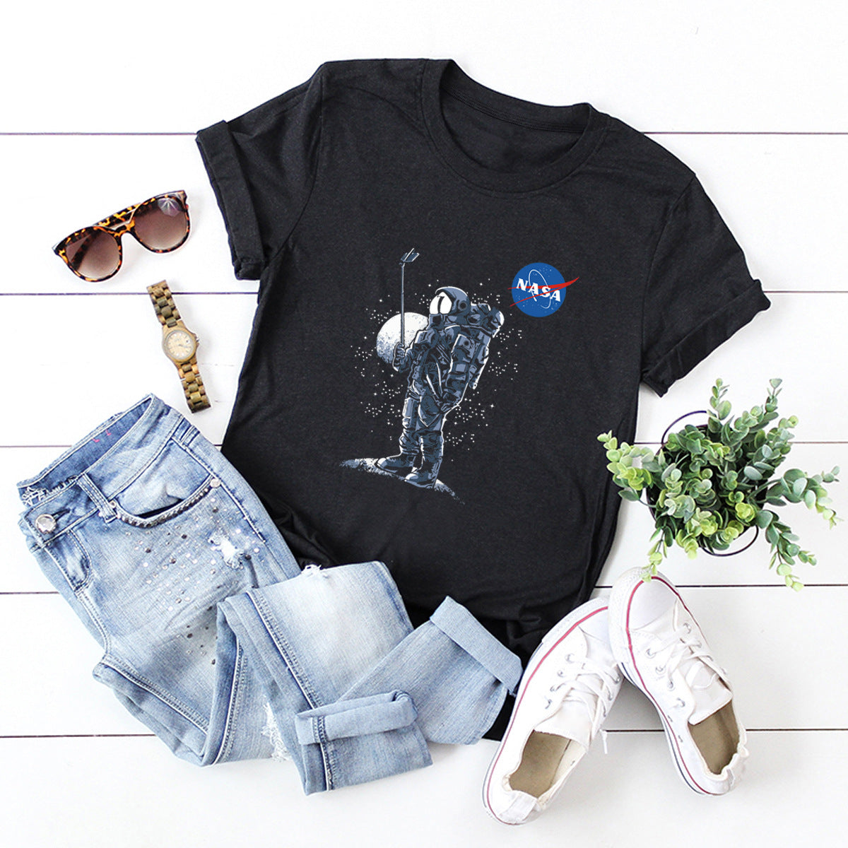 Selfie Astronaut, NASA T-Shirt