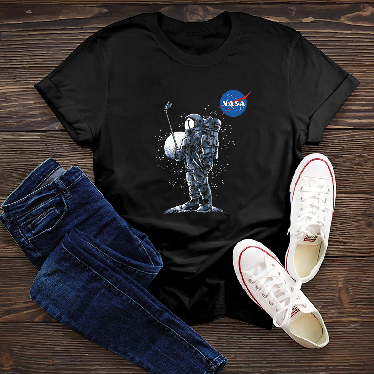 Selfie Astronaut, NASA T-Shirt