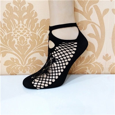 Elegant Lace Ruffle Fishnet Mesh Short Socks