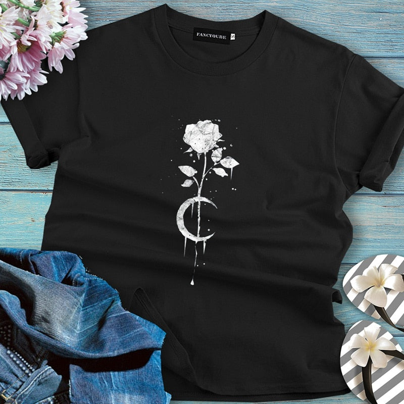 Rose Moon Gothic Black Short Sleeves T-shirt