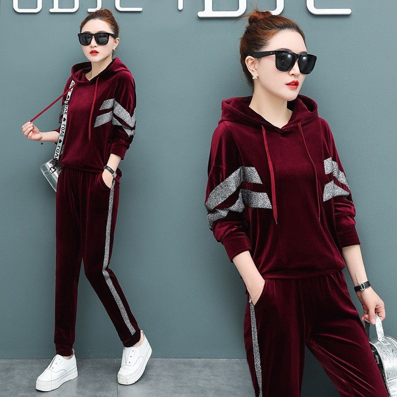 Sports Velvet Set Hoodie + Pants