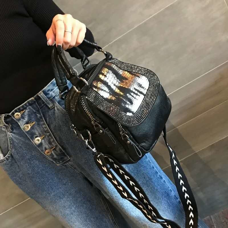 New Multi-Pocket Rhinestone Bag