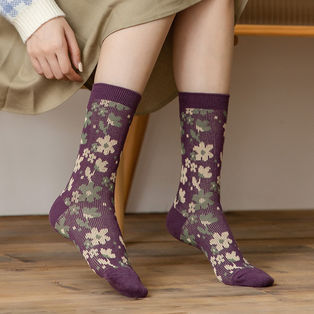 Solid Color Floral Socks