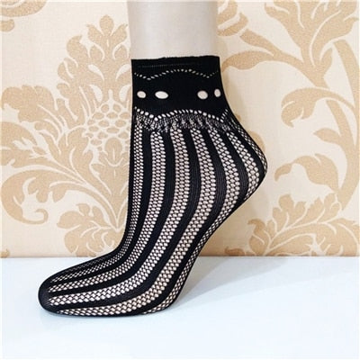 Elegant Lace Ruffle Fishnet Mesh Short Socks