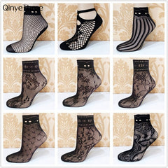 Elegant Lace Ruffle Fishnet Mesh Short Socks