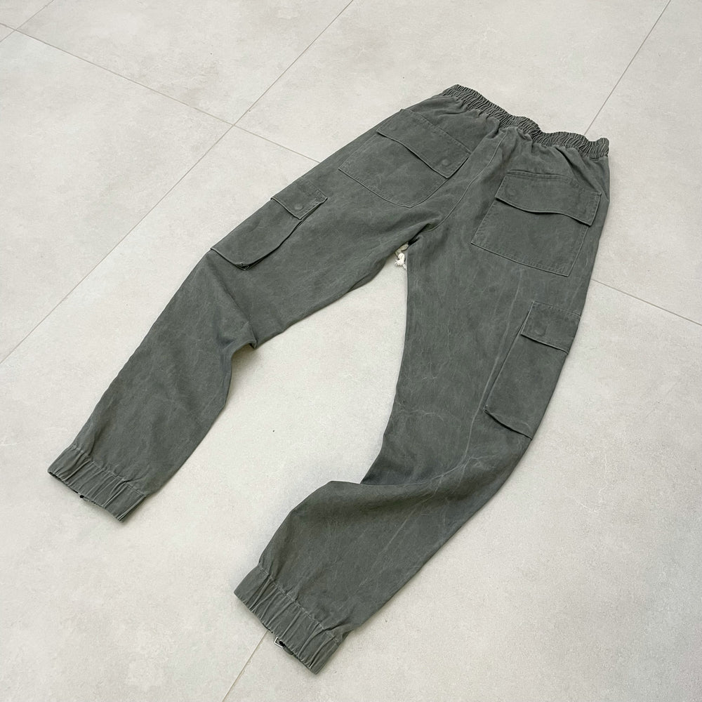 Ankle-Zip Cargo Pants