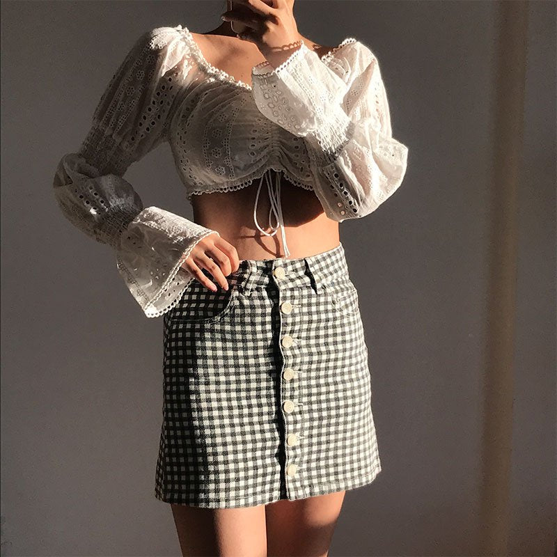 Long-Sleeved Crop Top Lace Up