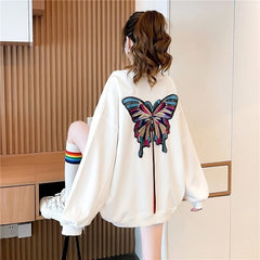 Butterfly 3D Graphic Crewneck Oversized Sweatshirt