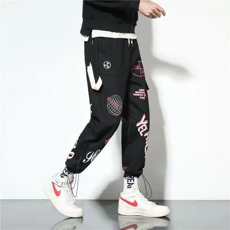 Graffiti Multi Pockets Loose Cargo Pants